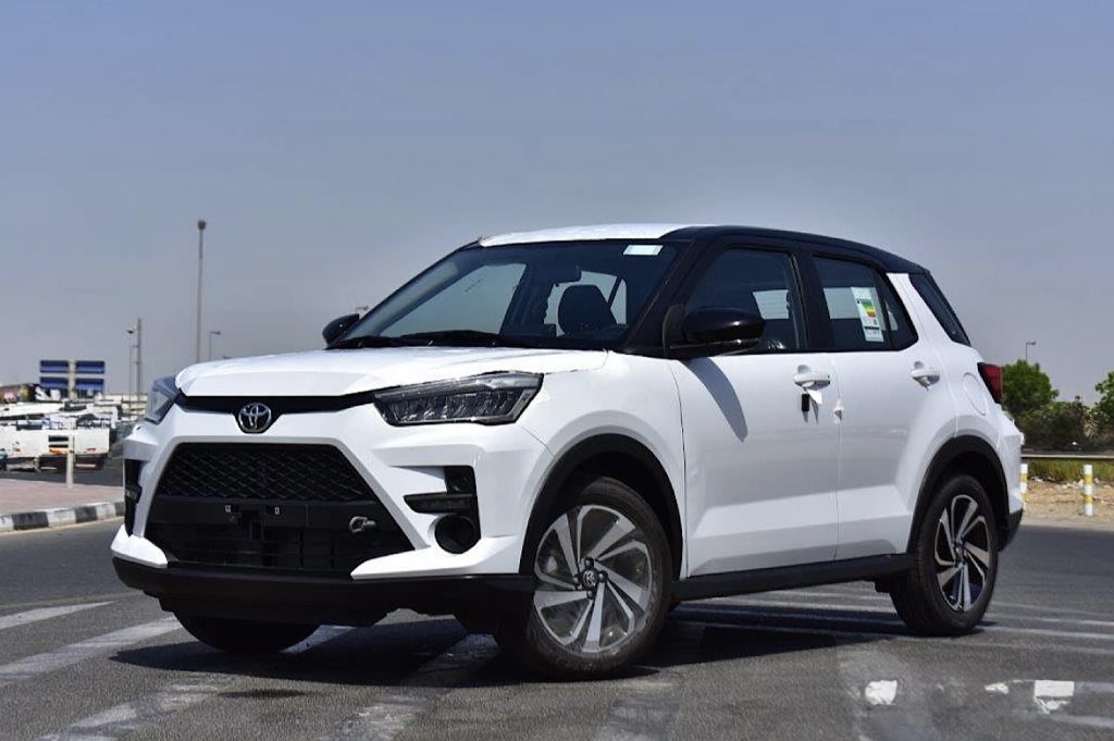 toyota raiz economy car rental oin dubai